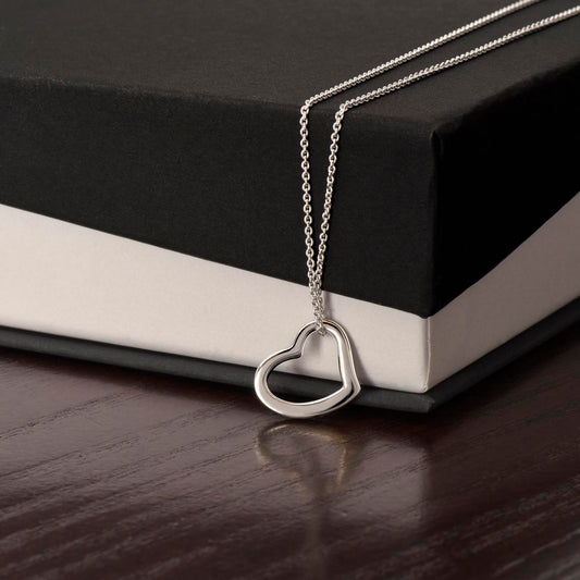 Delicate Heart Necklace: A Graceful Symbol of Love and Affection