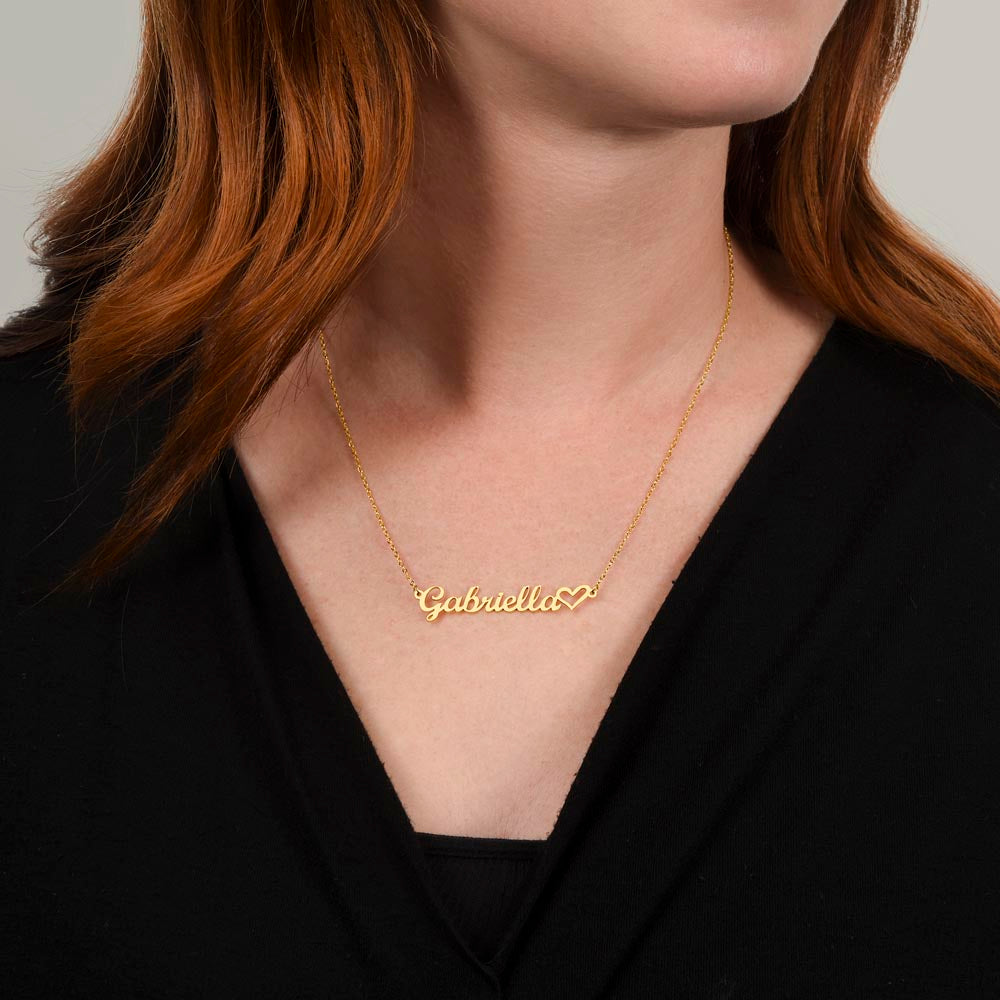 Custom Heart Name Necklace: A Loving Touch of Personalized Elegance