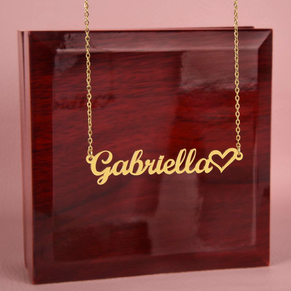 Custom Heart Name Necklace: A Loving Touch of Personalized Elegance